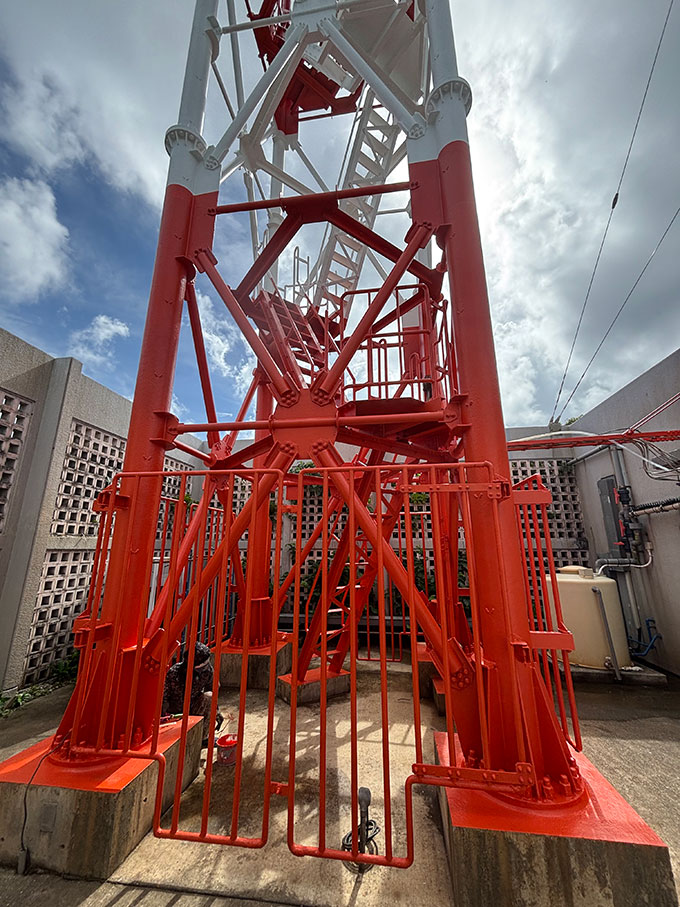 写真：観測塔入口