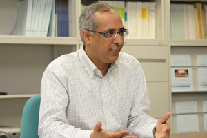 photo. Dr. DHAKAL Shobhakar (Executive Director, Global Carbon Project Tsukuba International Office, National Institute for Environmental Studies)