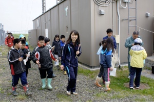 平成23年度エコスクール・地球環境モニタリングステーション落石岬見学会の報告 img001